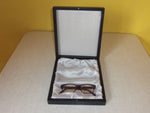 Brillenkoffer aus Holz  innen mit Satinbezug
